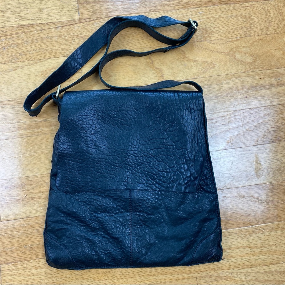 Black Leather Crossbody Bag - Classic Everyday Style